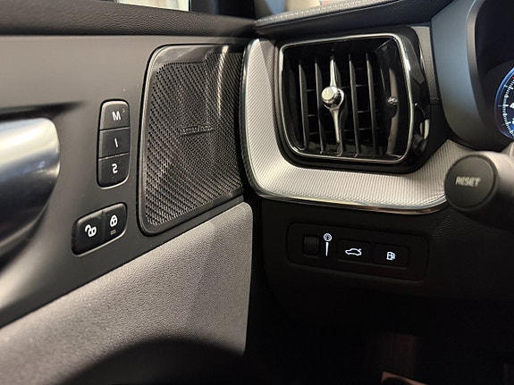Volvo XC60 21 of 28