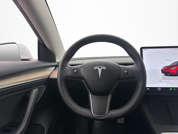 Tesla Model 3 14 of 30