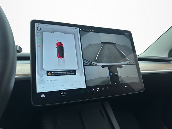 Tesla Model 3 18 of 30