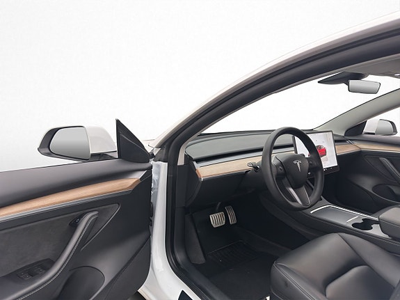 Tesla Model 3 10 of 30