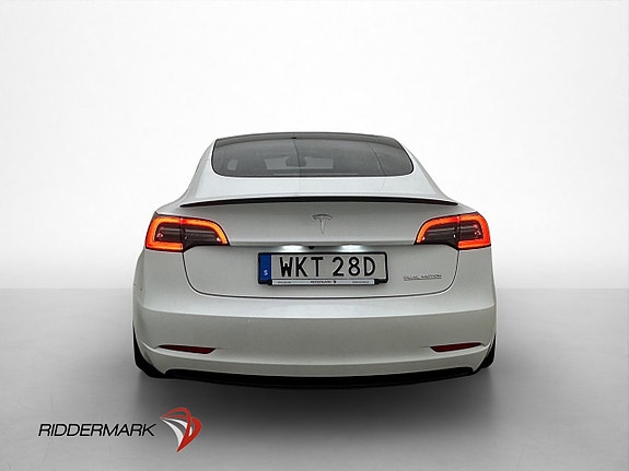 Tesla Model 3 7 of 30