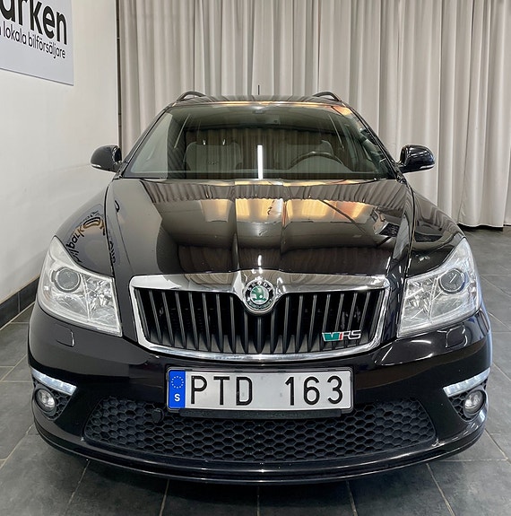 Skoda Octavia 3 of 21
