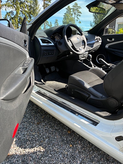 Renault Megane III 7 of 8
