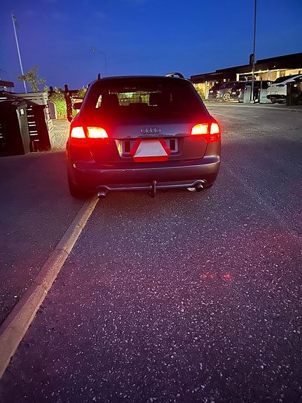 Audi A4 5 of 8