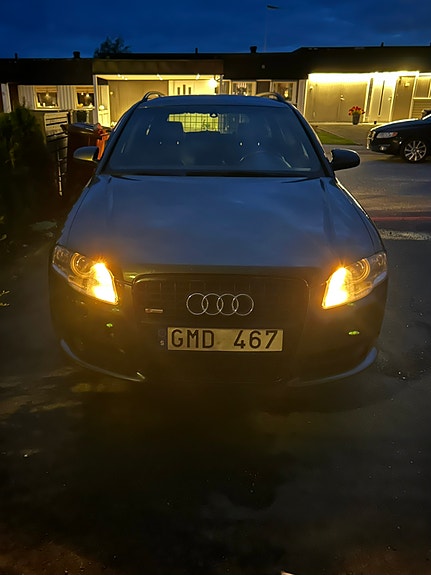 Audi A4 2 of 8