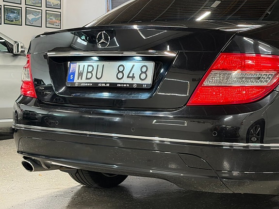 Mercedes-Benz C220 9 of 25