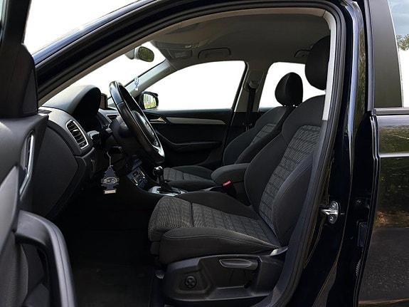 Audi Q3 13 of 24