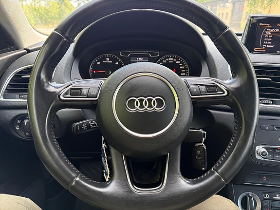 Audi Q3 12 of 24
