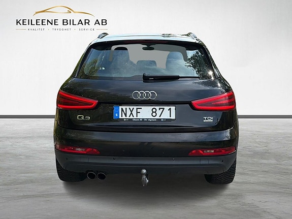 Audi Q3 6 of 23