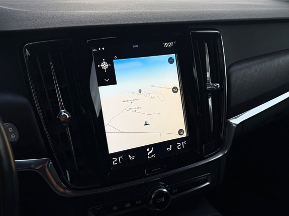 Volvo V90 Cross Country 14 of 19