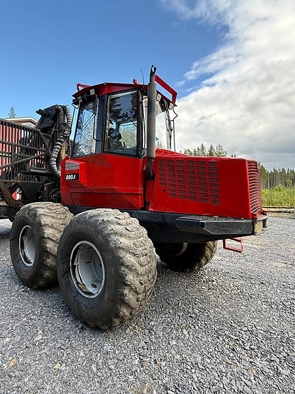 Valmet 890 3 of 24