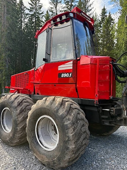 Valmet 890 7 of 24