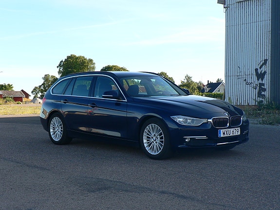 BMW 318d 4 of 12