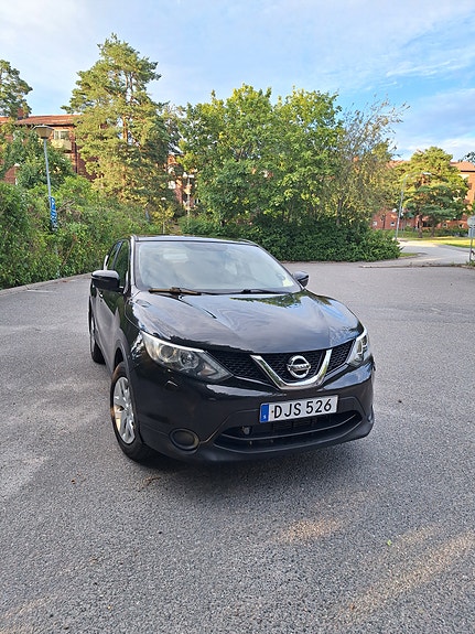 Nissan Qashqai 2 of 10