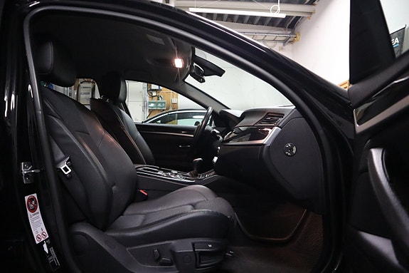BMW 520d 11 of 18