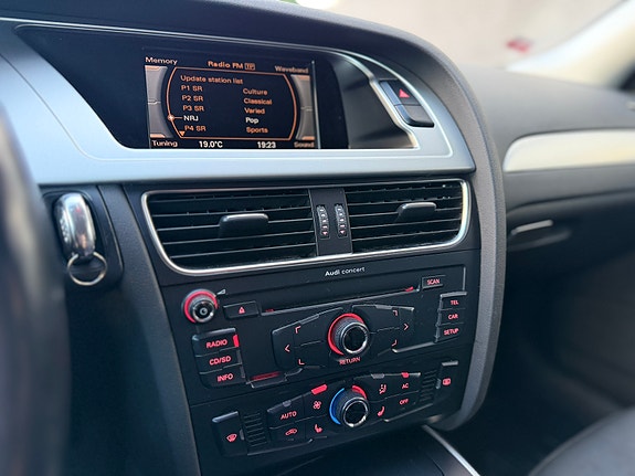 Audi A4 12 of 14