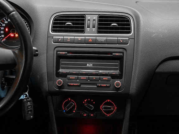 Volkswagen Polo 11 of 16