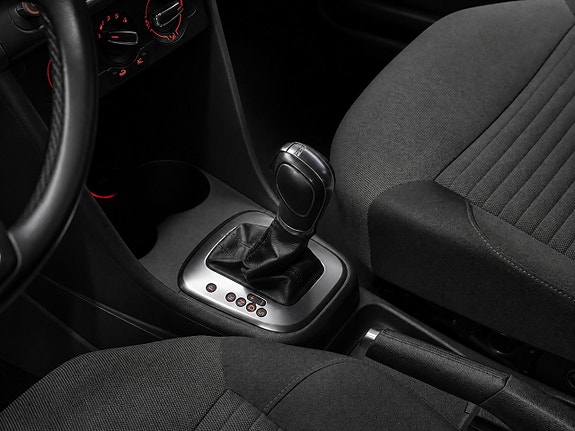 Volkswagen Polo 12 of 16