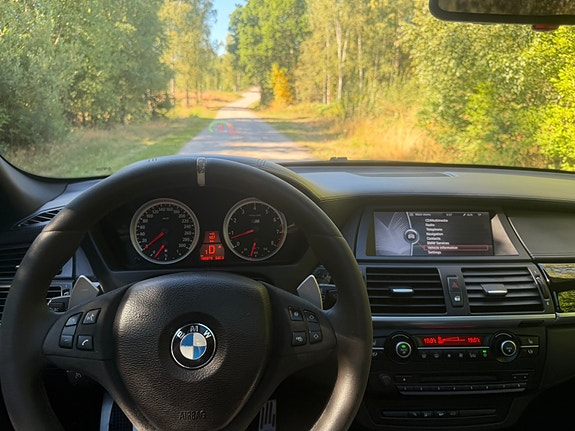 BMW X5 M 8 of 11