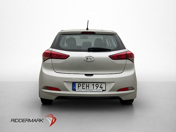 Hyundai i20 6 of 26