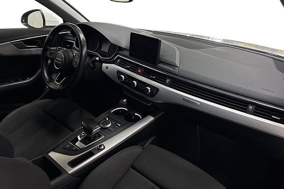 Audi A4 14 of 27