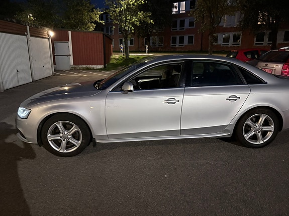 Audi A4 4 of 9