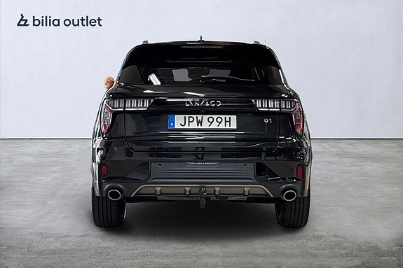 Lynk & Co 01 7 of 30