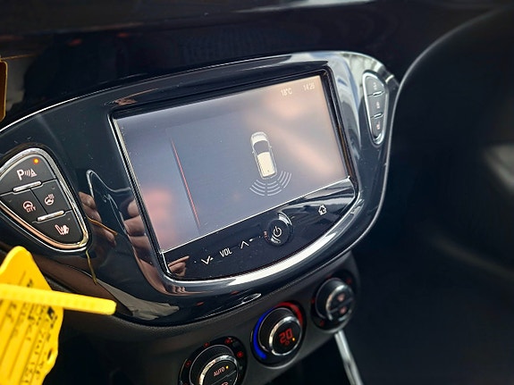 Opel Corsa 14 of 17