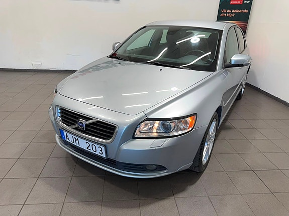 Volvo S40 11 of 18