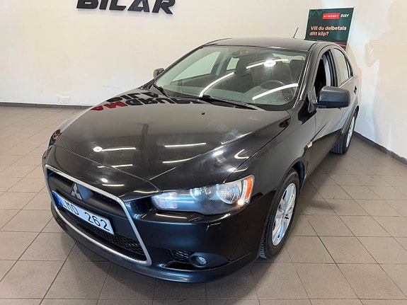 Mitsubishi Lancer 11 of 17