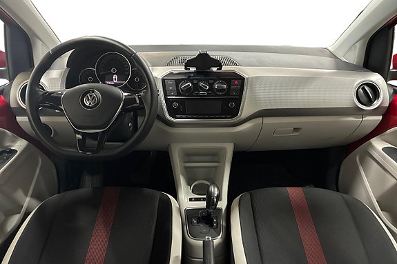 Volkswagen UP! 11 of 19