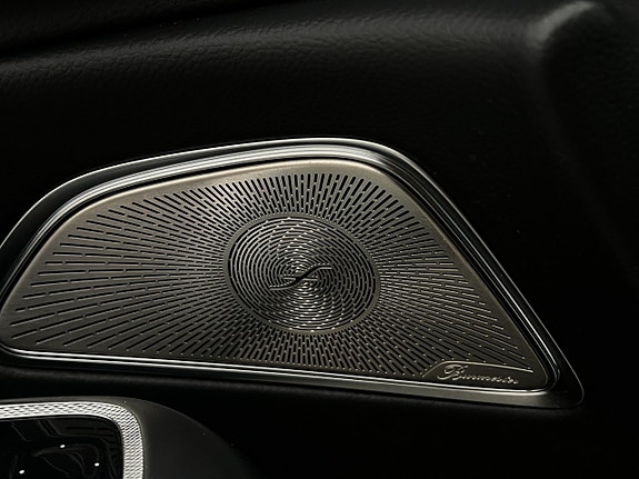 Mercedes-Benz E300 14 of 30
