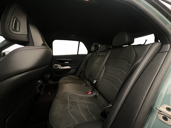 Mercedes-Benz E300 19 of 30