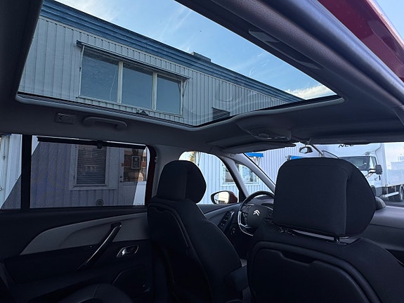 Citroen Grand C4 Picasso 18 of 25