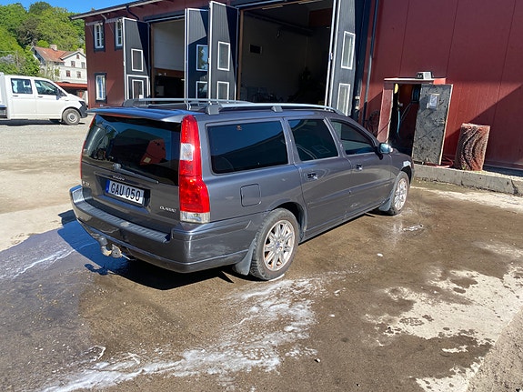 Volvo V70 5 of 10