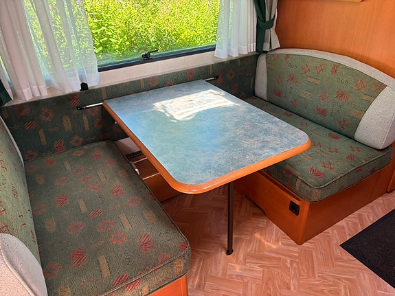 Adria ADRIA UNICA C 743PU 3 of 8