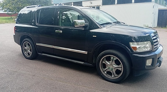 Infiniti QX56 6 of 17