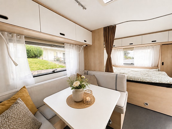 Adria Aviva 563PT AC Barnkammarvagn 11 of 13