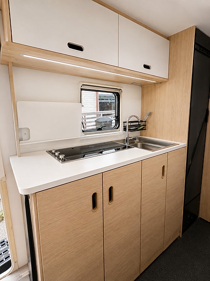 Adria Aviva 563PT AC Barnkammarvagn 7 of 13