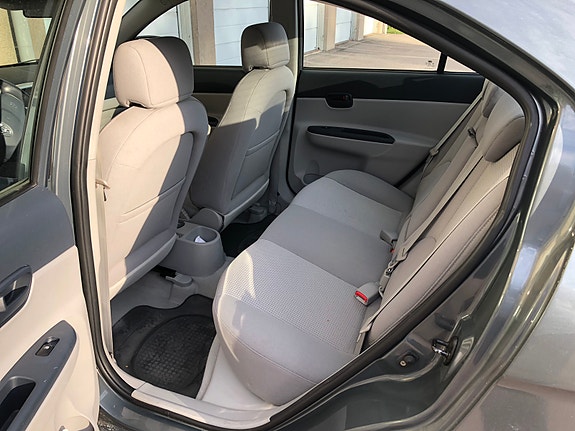 Hyundai Accent 6 of 6