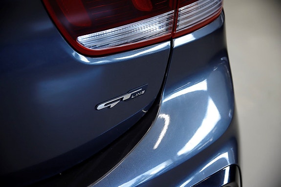 Kia Rio 13 of 15