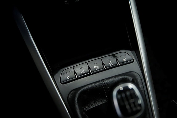 Kia Rio 10 of 15