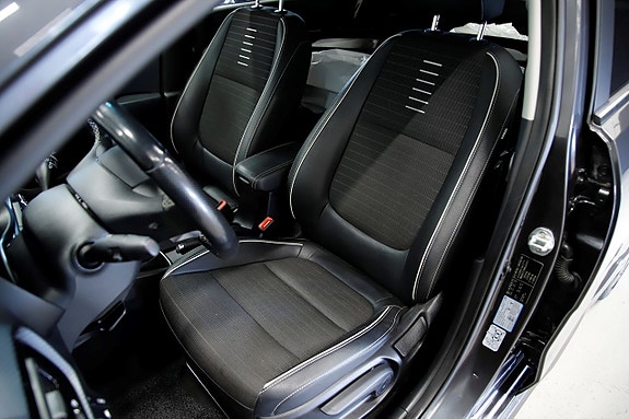 Kia Rio 12 of 15
