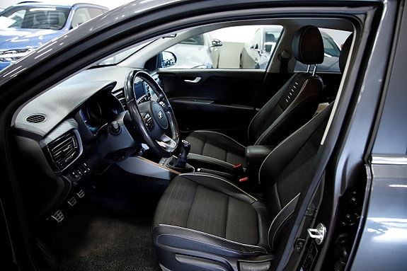 Kia Rio 7 of 15