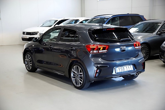 Kia Rio 4 of 15