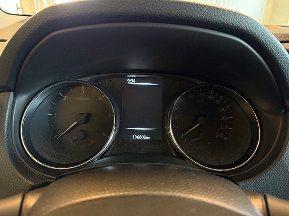Nissan Qashqai 27 of 28