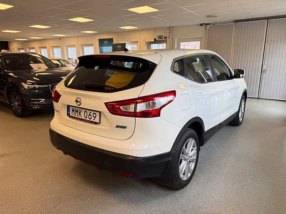 Nissan Qashqai 10 of 28