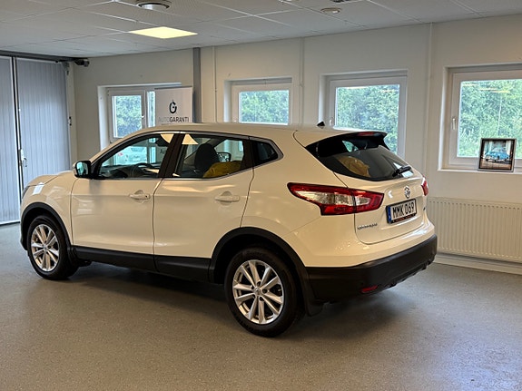 Nissan Qashqai 8 of 28