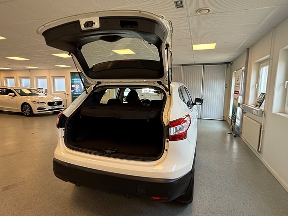 Nissan Qashqai 17 of 28