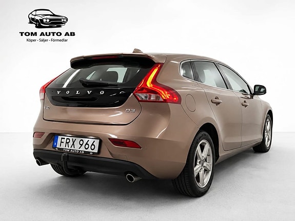 Volvo V40 6 of 30